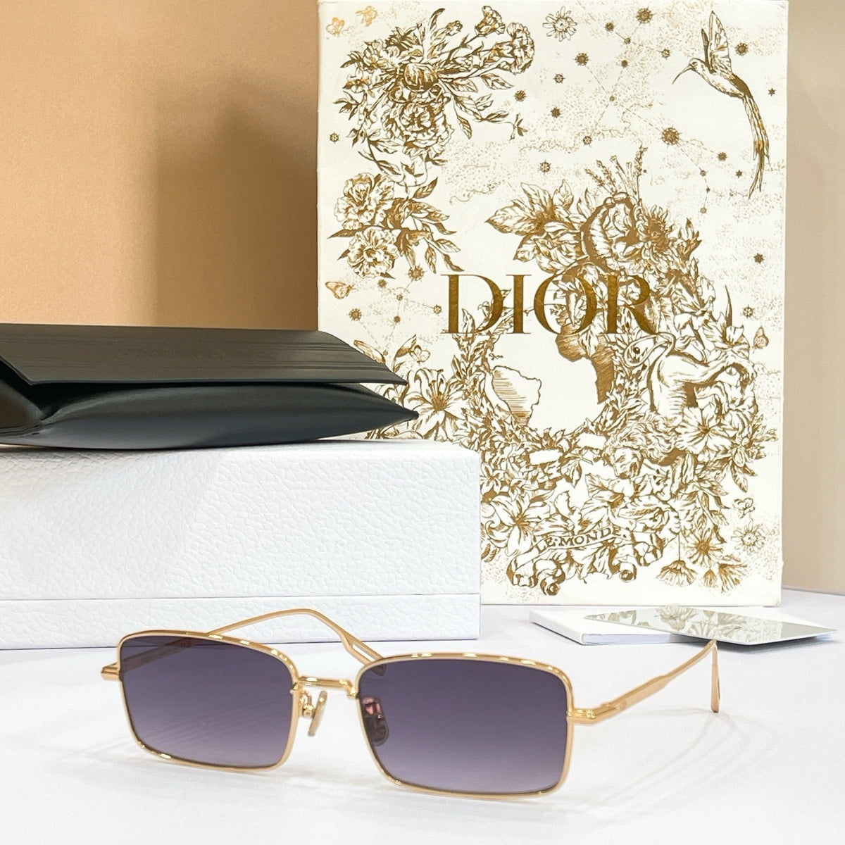Dior DiorBlackSuit S21U Sunglasses product image 7, provided for visual reference and product detail review