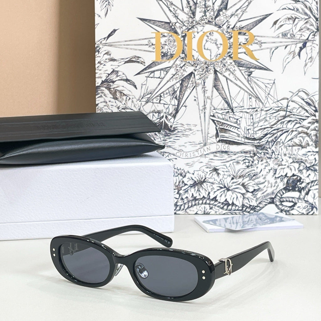 Dior Oblique B1F Sunglasses product image 3, provided for visual reference and product detail review