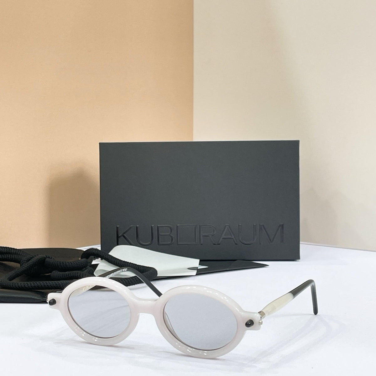 Kuboraum Maske P6 Sunglasses product image 11, provided for visual reference and product detail review