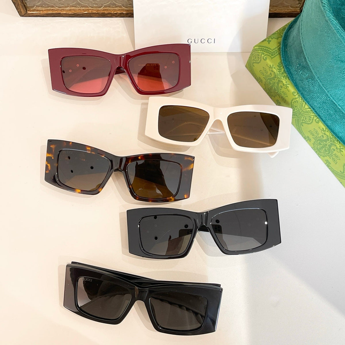 Gucci GG1842S Sunglasses product image 9, provided for visual reference and product detail review
