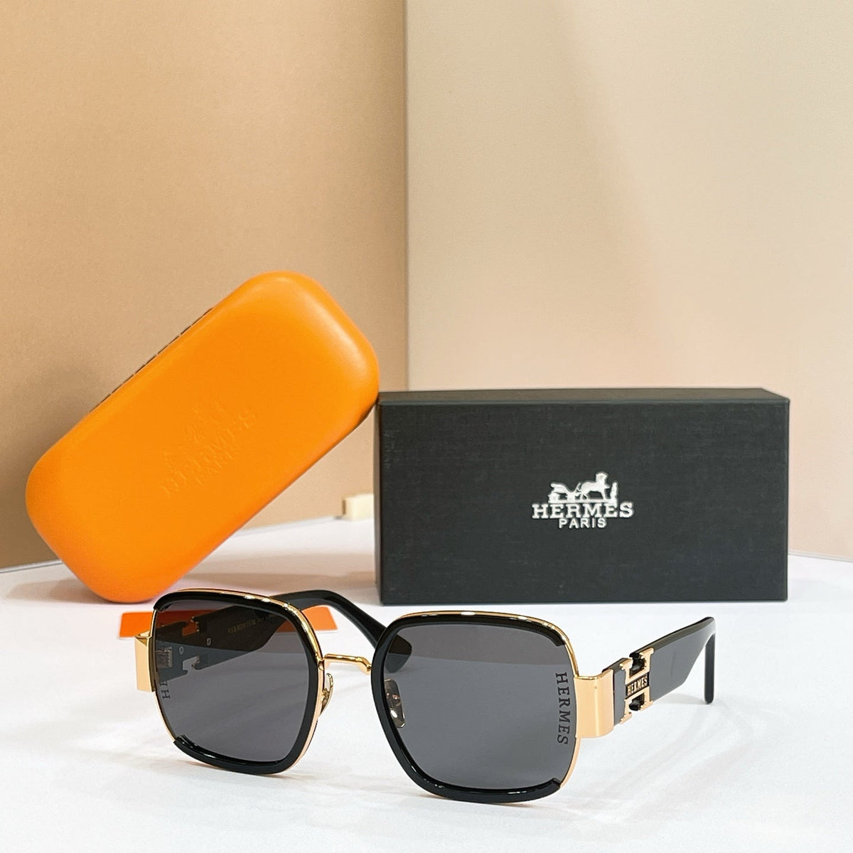 Hermes 9720 Sunglasses product image 2, provided for visual reference and product detail review