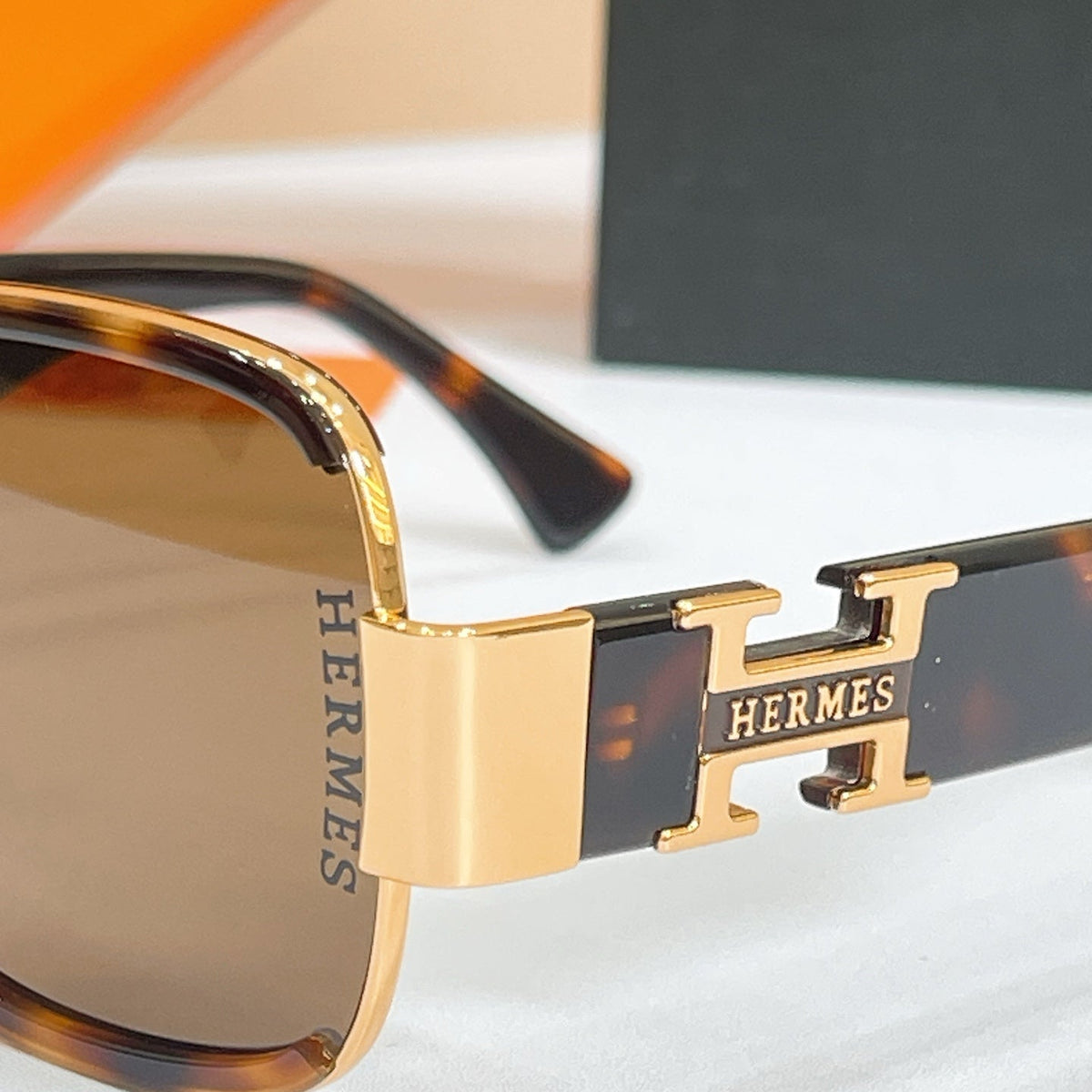 Hermes 9720 Sunglasses product image 6, provided for visual reference and product detail review
