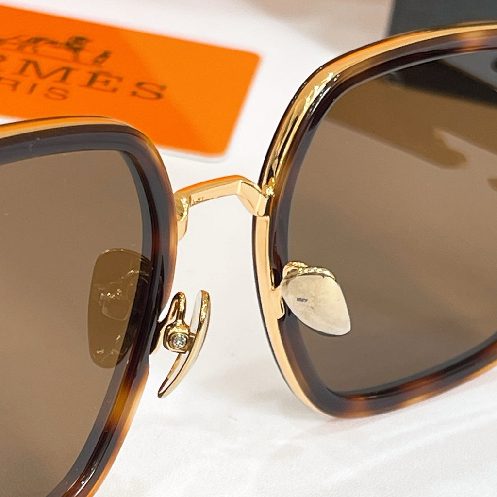 Hermes 9720 Sunglasses product image 7, provided for visual reference and product detail review