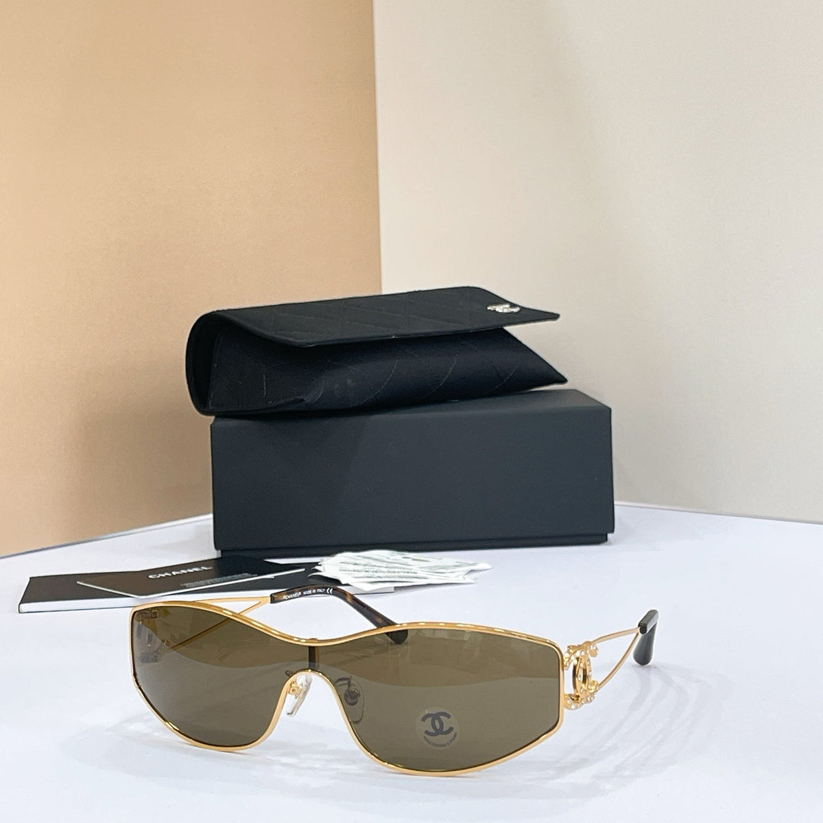 Chanel CH4073 Sunglasses product image 1, provided for visual reference and product detail review