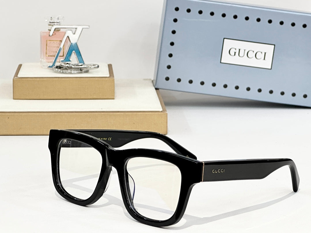 Gucci GG1135S Sunglasses product image 8, provided for visual reference and product detail review