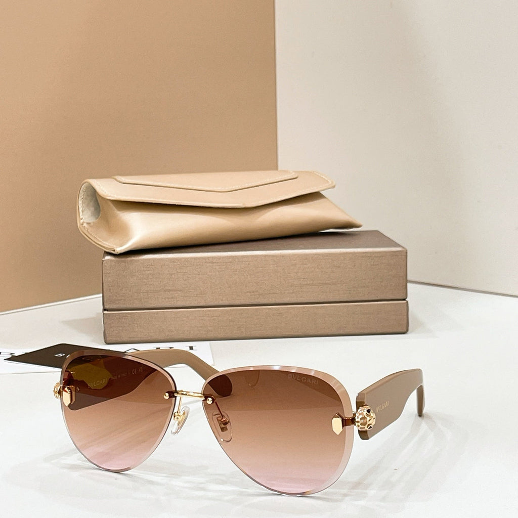 Bvlgari BV40075U Sunglasses product image 3, provided for visual reference and product detail review