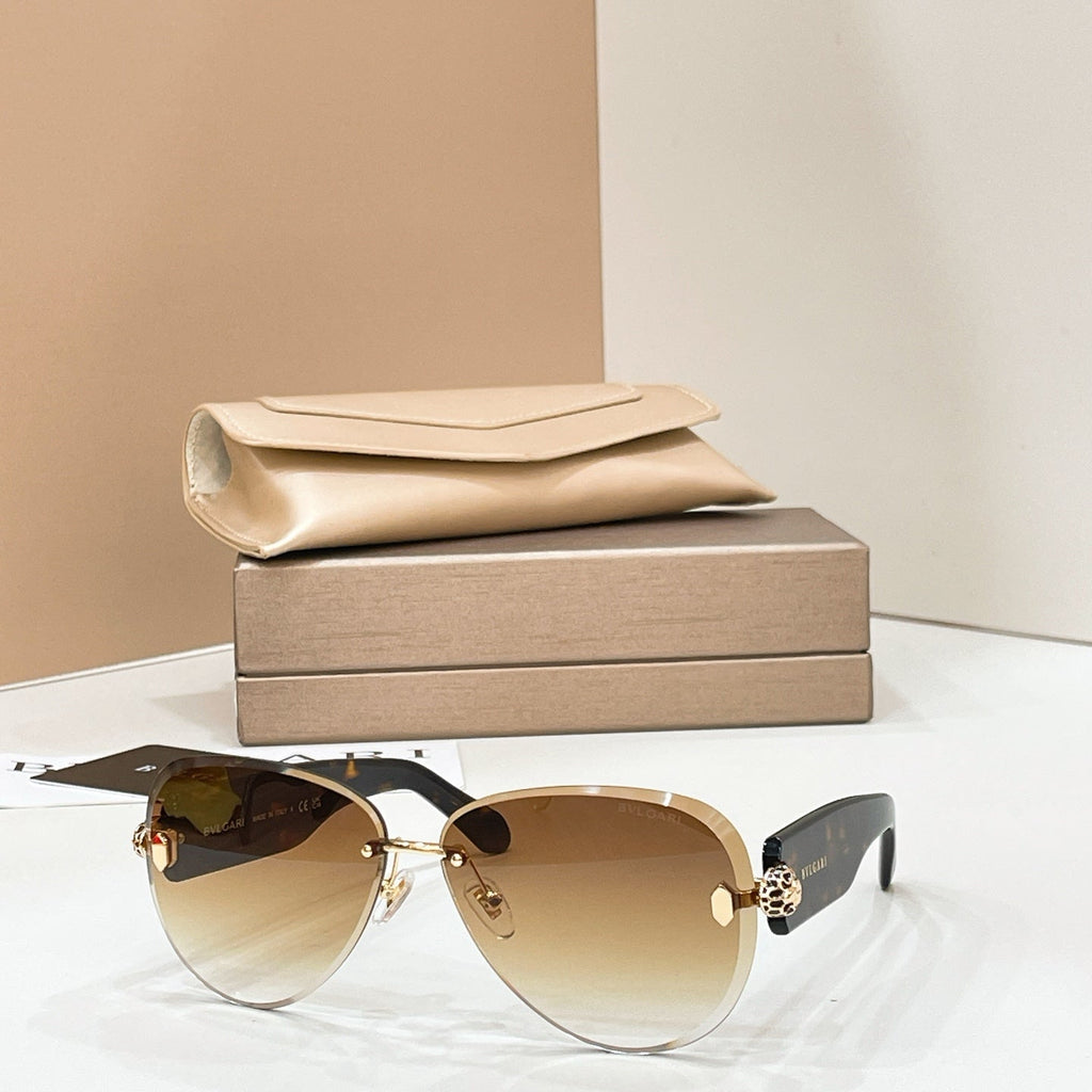Bvlgari BV40075U Sunglasses product image 5, provided for visual reference and product detail review