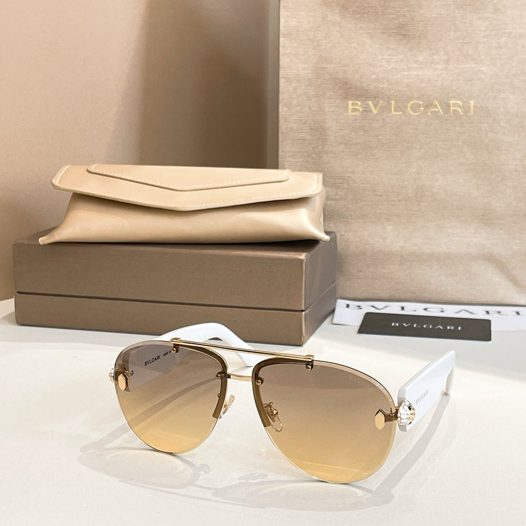 Bvlgari BV40091U Sunglasses product image 3, provided for visual reference and product detail review