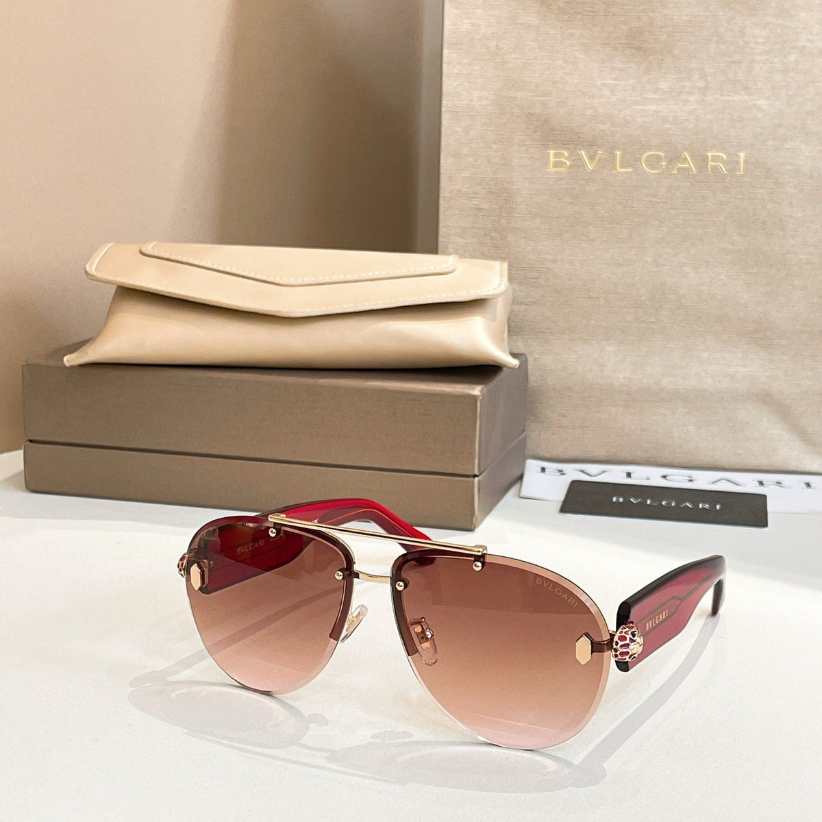 Bvlgari BV40091U Sunglasses product image 6, provided for visual reference and product detail review