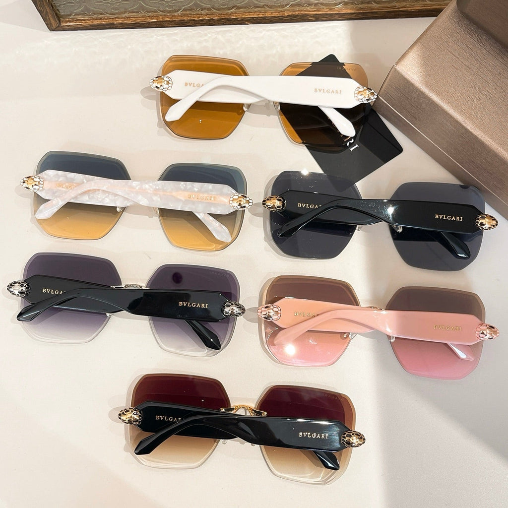 Bvlgari BV40009I Sunglasses product image 8, provided for visual reference and product detail review
