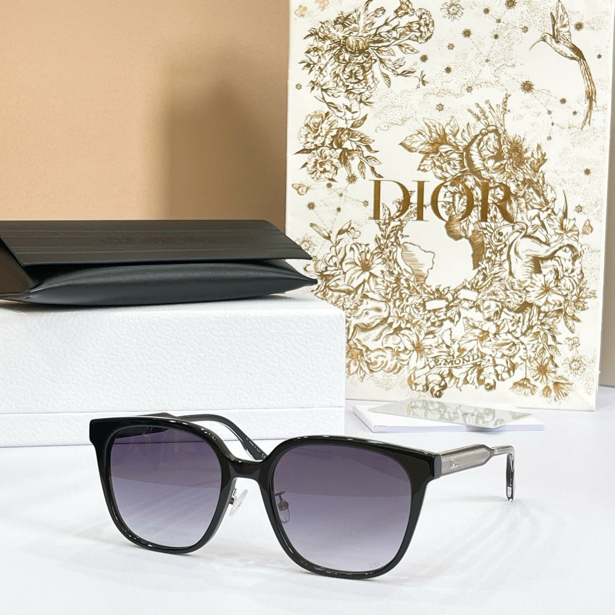 Dior Christian Dior Ribbon S2F Sunglasses product image 6, provided for visual reference and product detail review