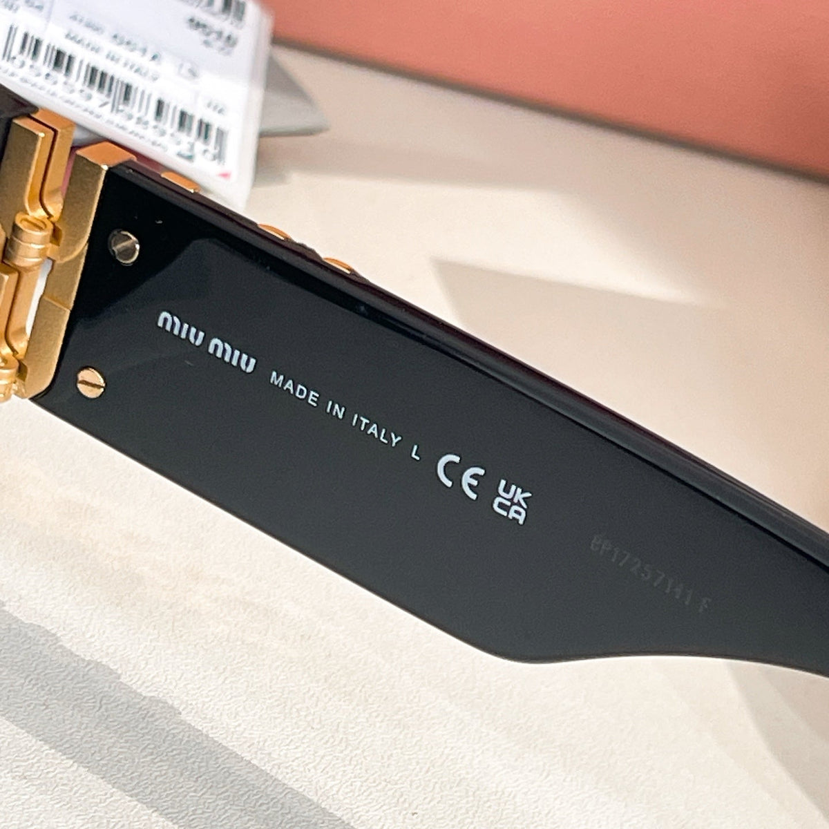 Miu Miu SMU 11W Sunglasses product image 5, provided for visual reference and product detail review