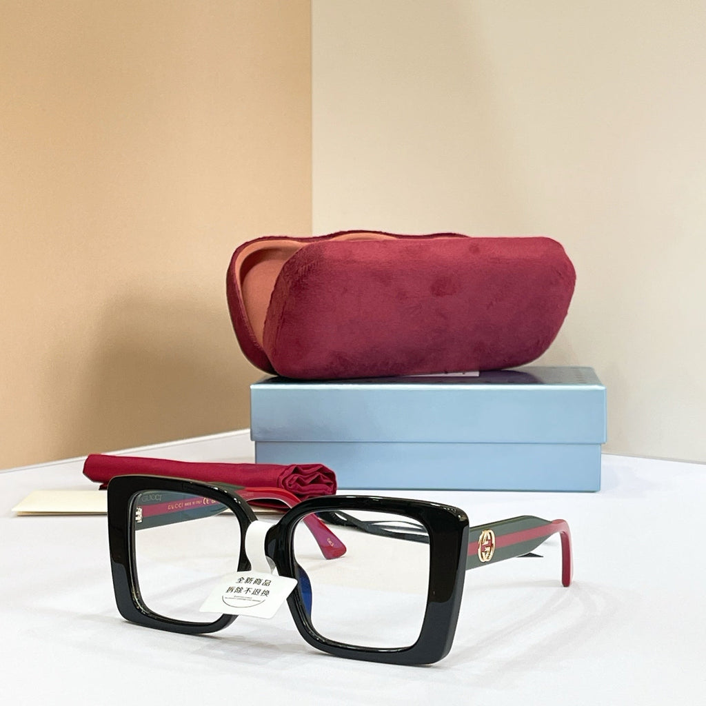 Gucci GG1861S Sunglasses product image 1, provided for visual reference and product detail review