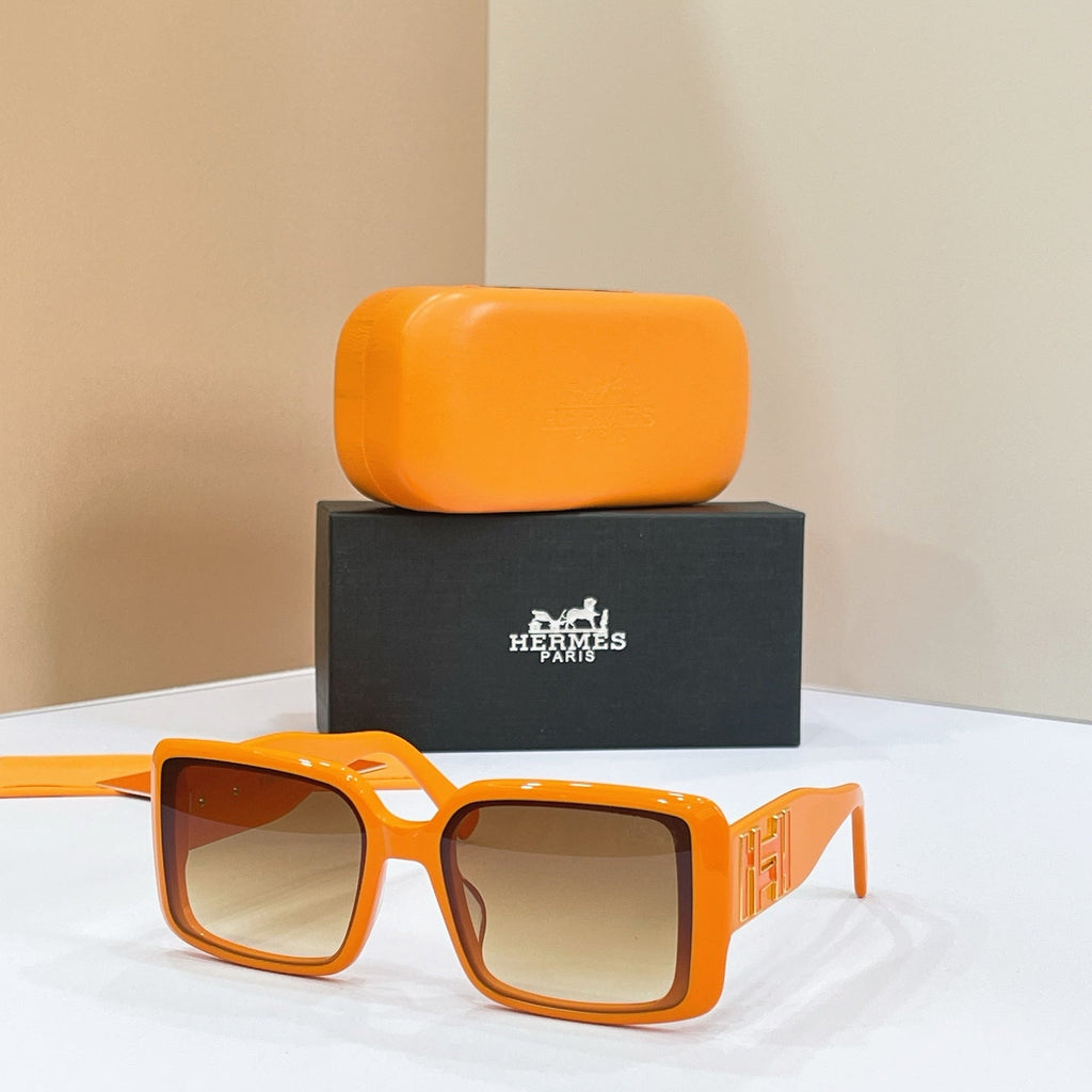 Hermes 9713 Sunglasses product image 1, provided for visual reference and product detail review