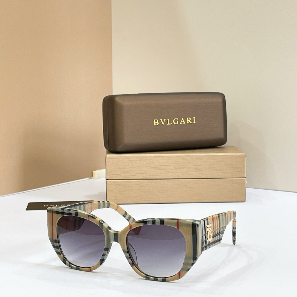 Burberry BE6020 Sunglasses product image 3, provided for visual reference and product detail review