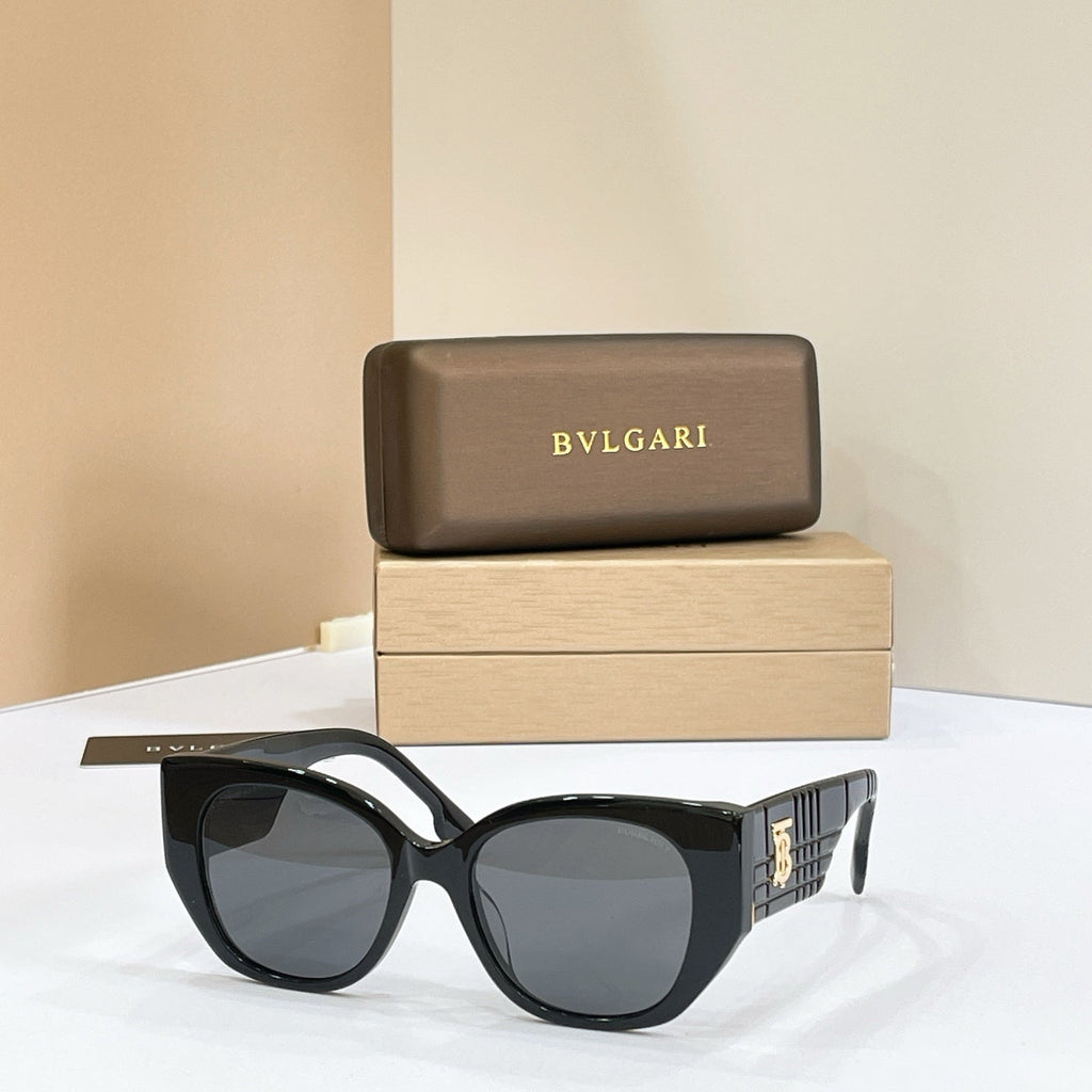 Burberry BE6020 Sunglasses product image 4, provided for visual reference and product detail review