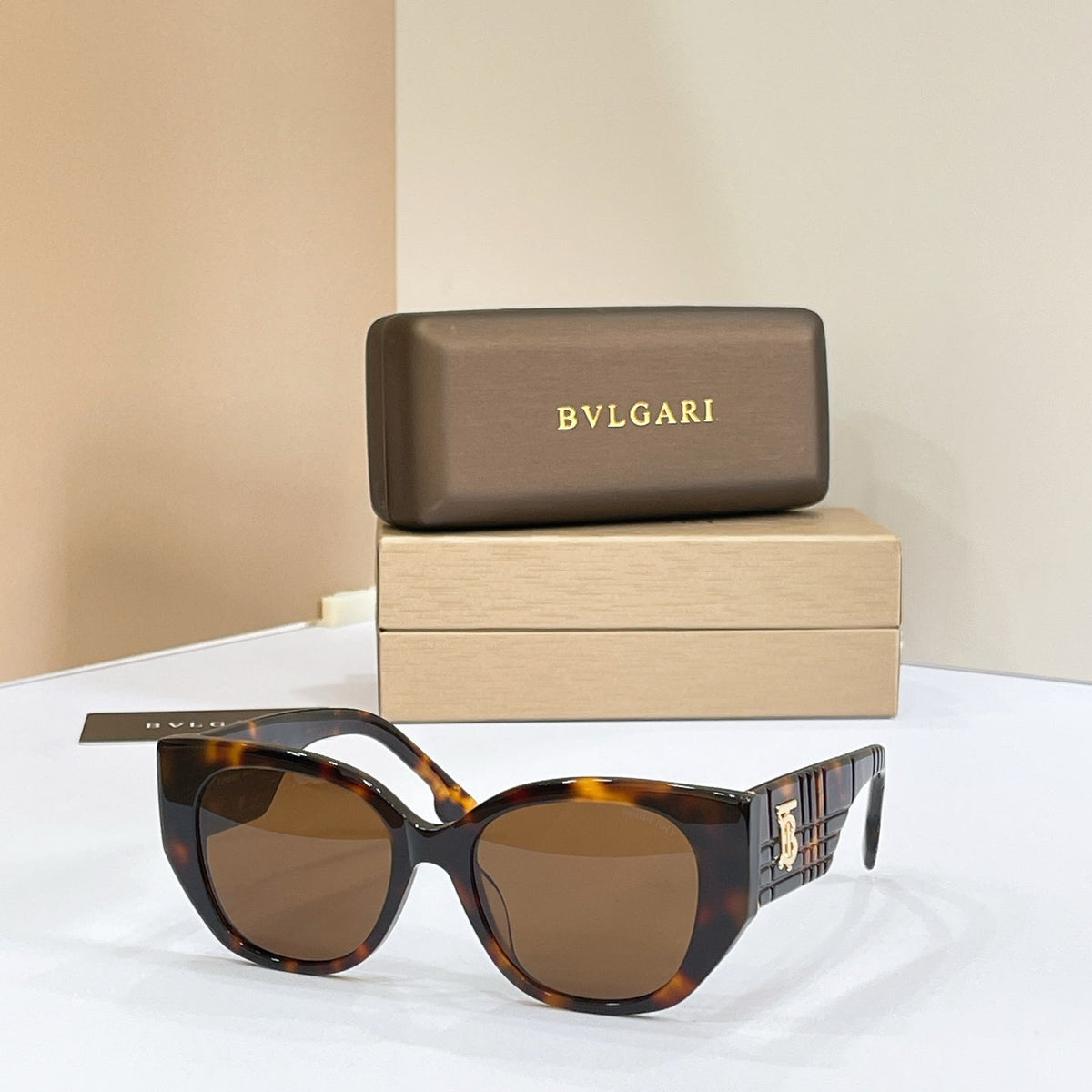 Burberry BE6020 Sunglasses product image 5, provided for visual reference and product detail review