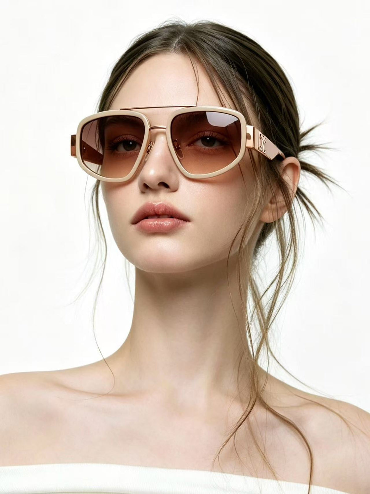 Celine CL40337F Sunglasses product image 12, provided for visual reference and product detail review