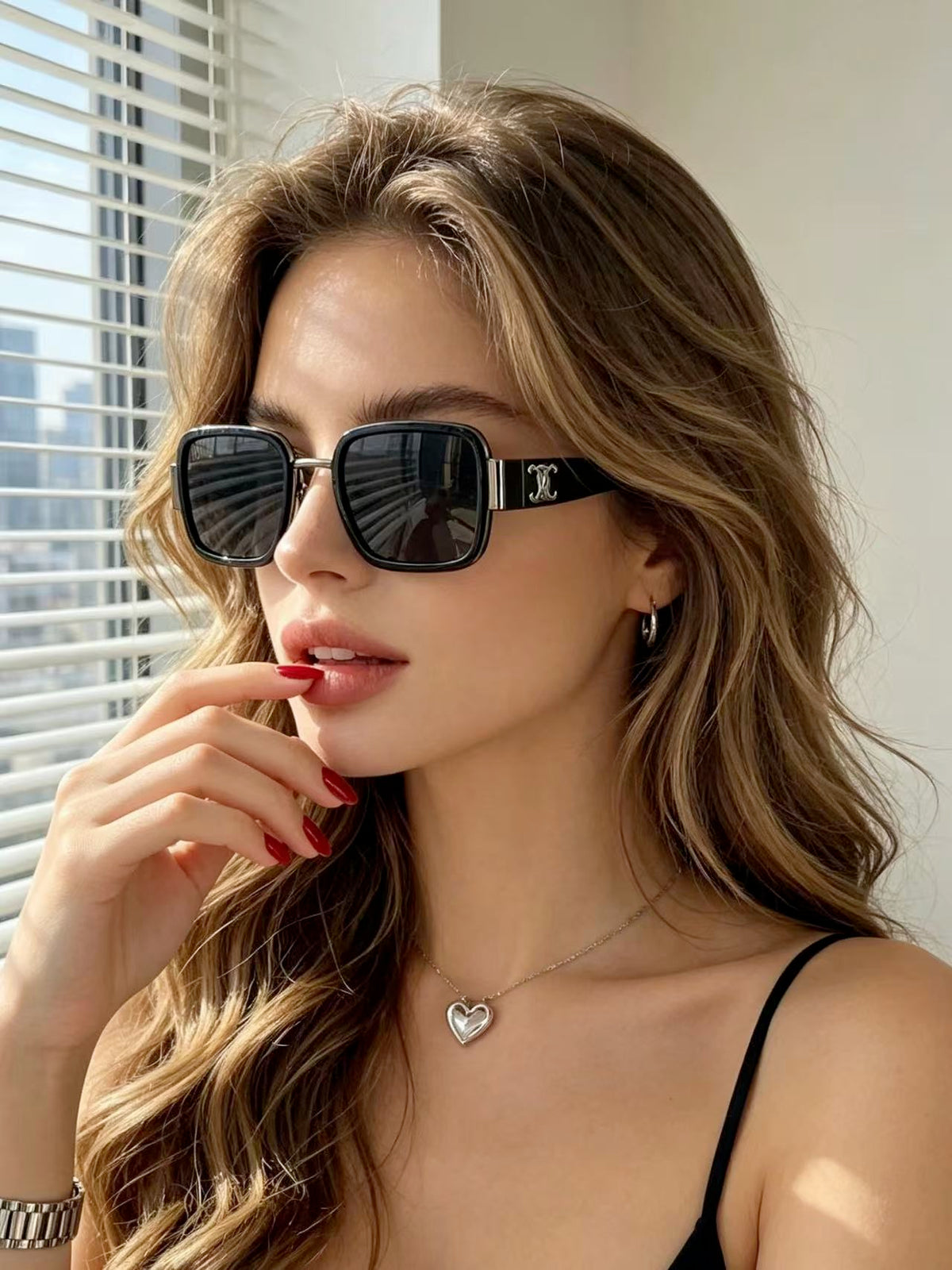 Celine CL40335F Sunglasses product image 14, provided for visual reference and product detail review