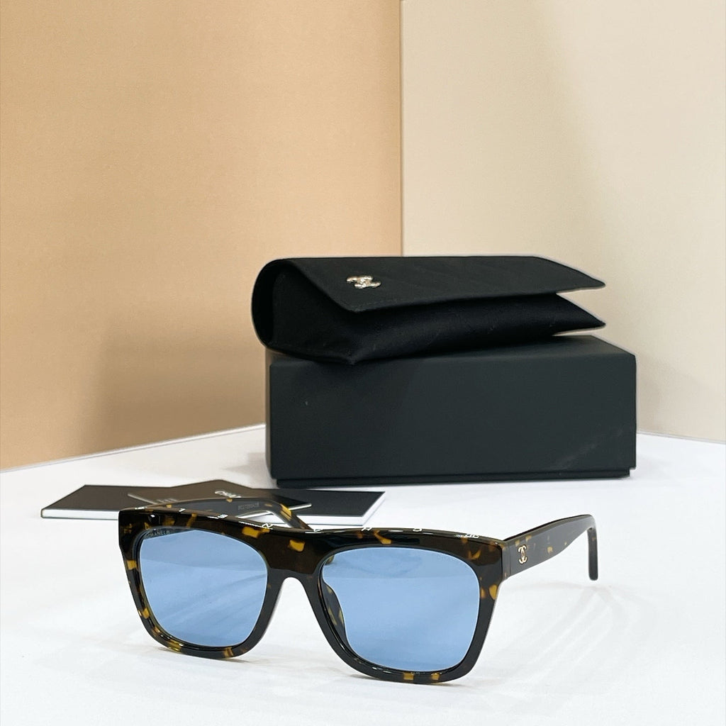 Chanel 5569 Sunglasses product image 1, provided for visual reference and product detail review