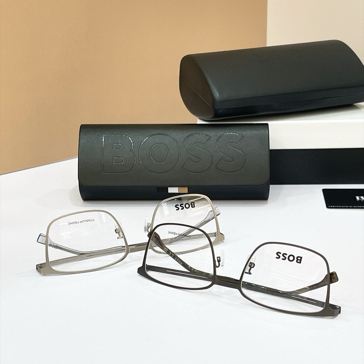 BOSS 1823 Sunglasses product image 3, provided for visual reference and product detail review