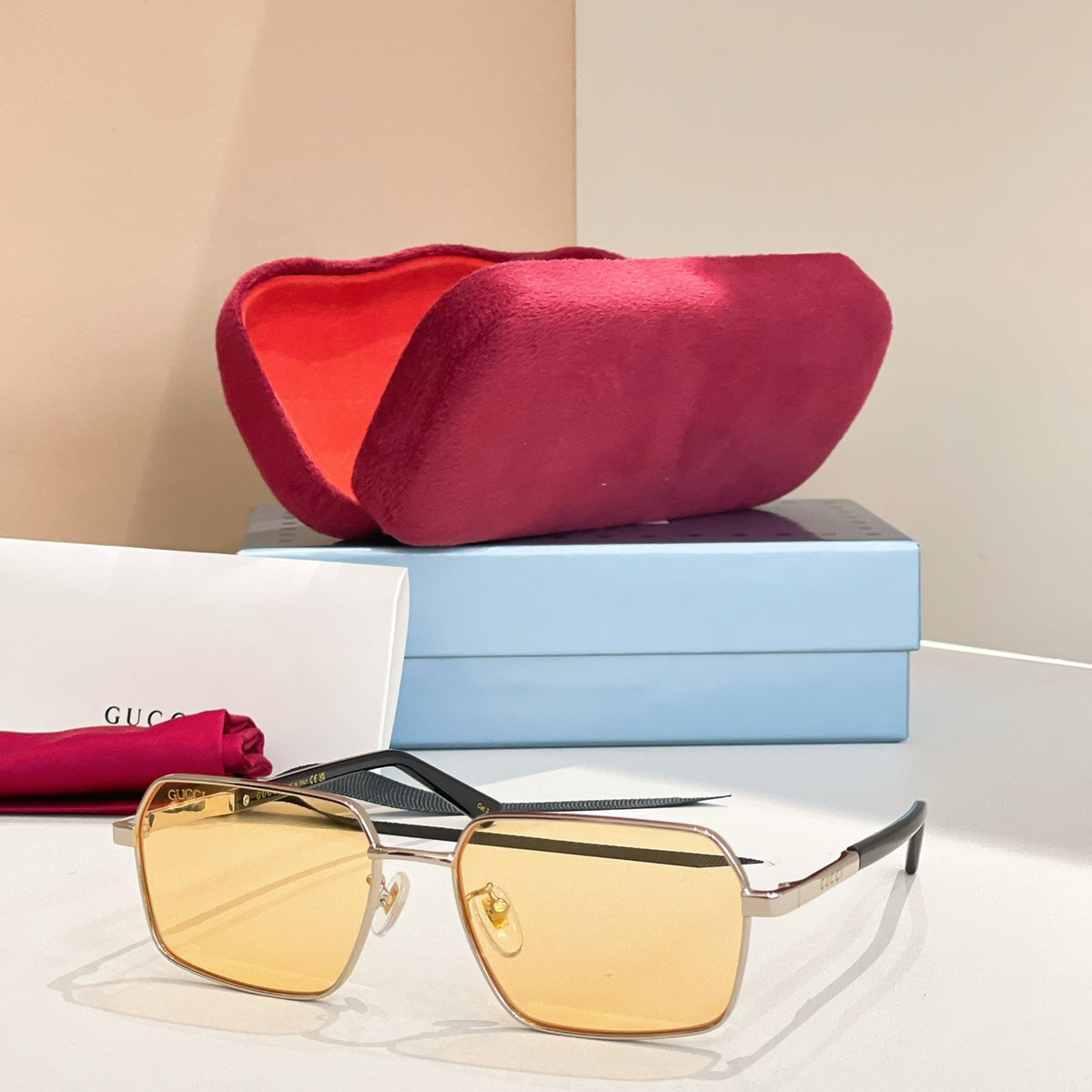 Gucci GG2079S Sunglasses product image 2, provided for visual reference and product detail review