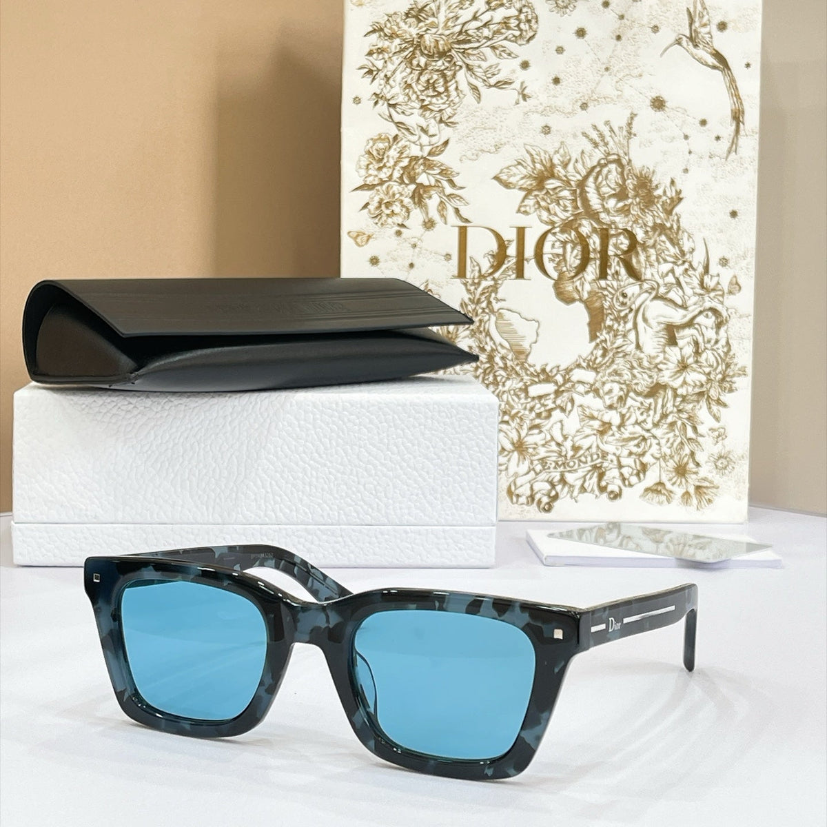 Dior Line S1F Sunglasses product image 5, provided for visual reference and product detail review