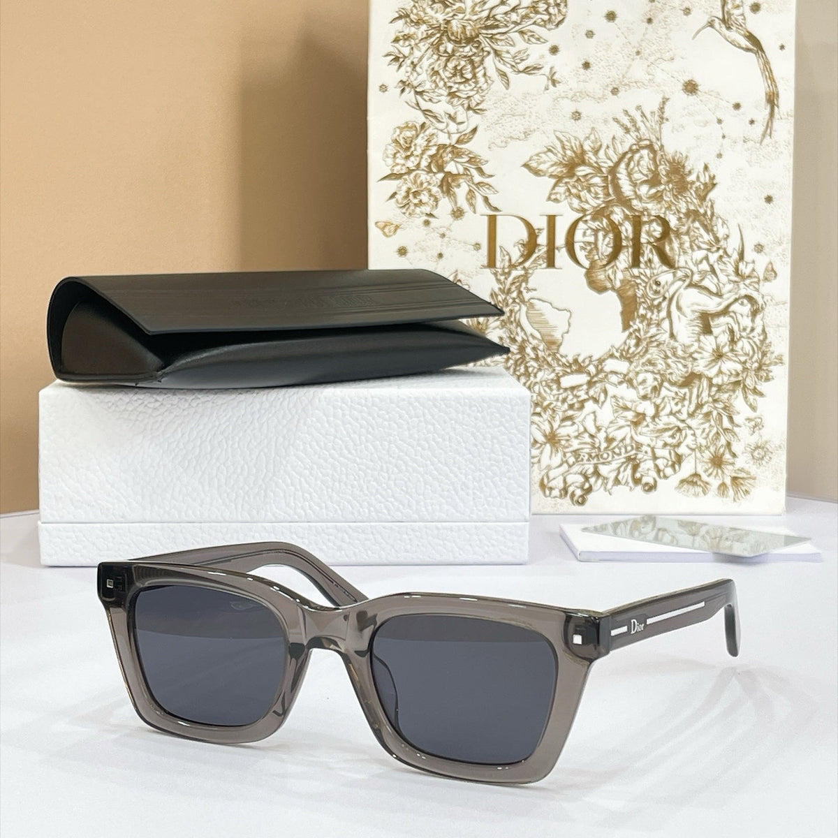 Dior Line S1F Sunglasses product image 8, provided for visual reference and product detail review