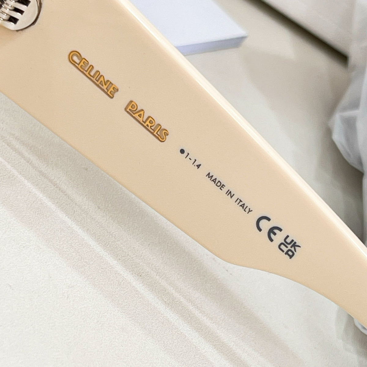 Celine CL40282U Sunglasses product image 7, provided for visual reference and product detail review