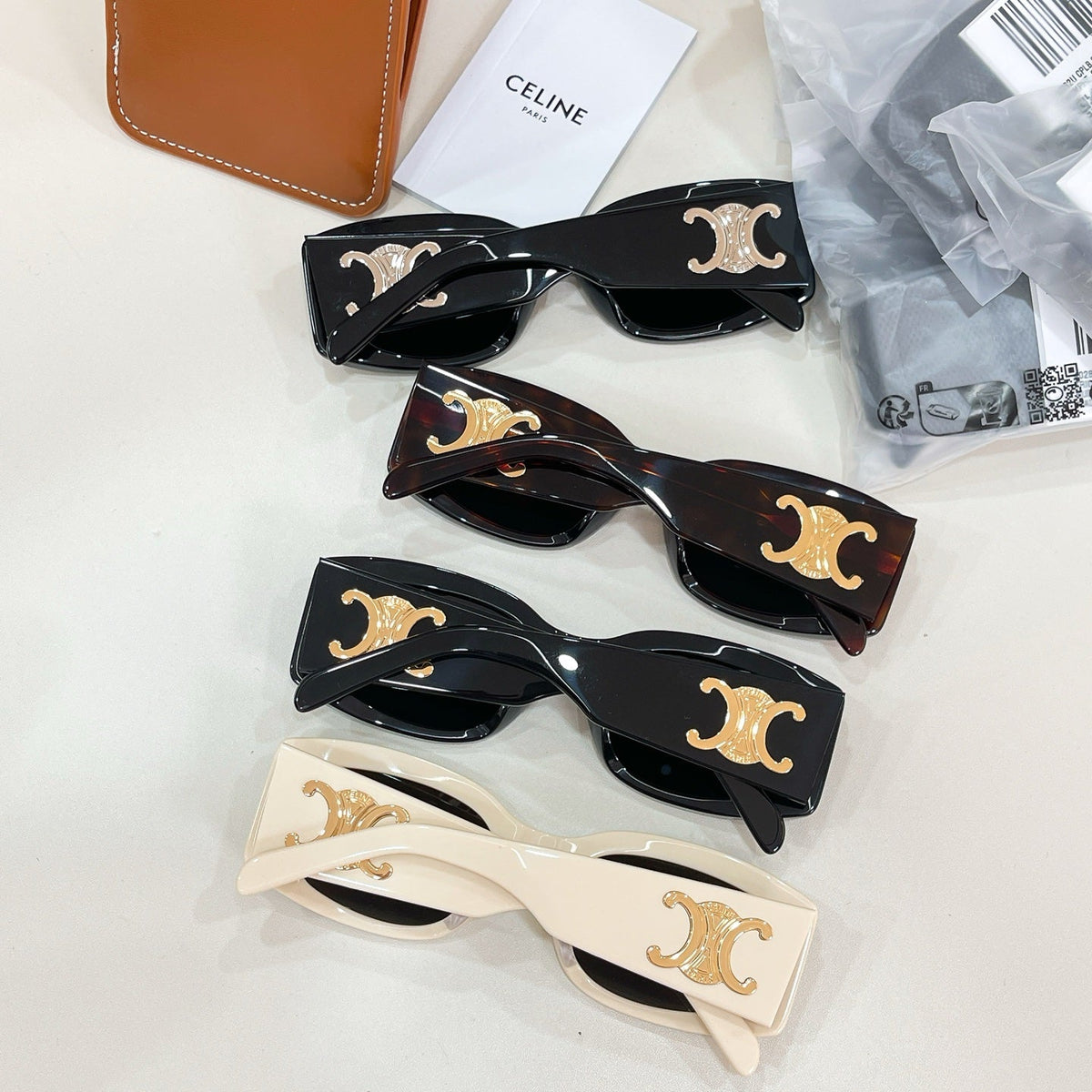 Celine CL40282U Sunglasses product image 9, provided for visual reference and product detail review
