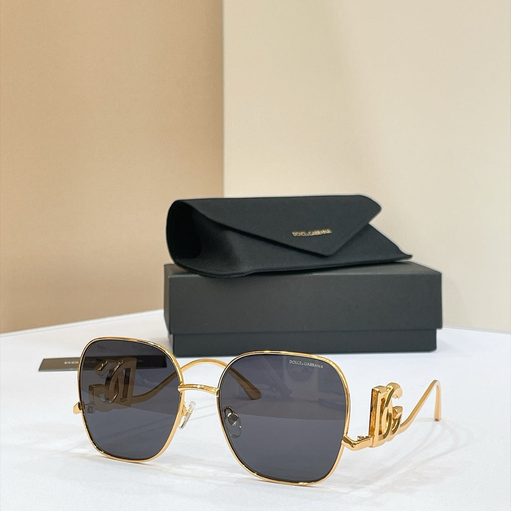 Dolce & Gabbana DG1497LB Sunglasses product image 2, provided for visual reference and product detail review