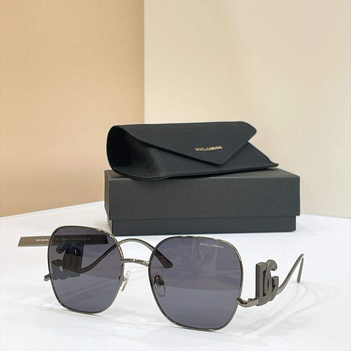 Dolce & Gabbana DG1497LB Sunglasses product image 5, provided for visual reference and product detail review