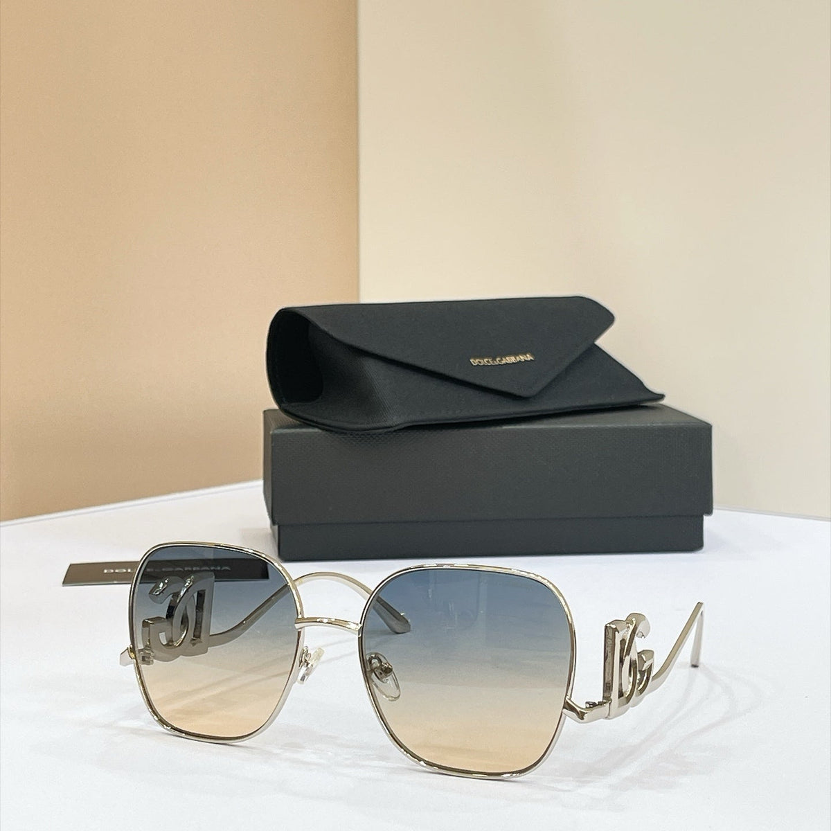 Dolce & Gabbana DG1497LB Sunglasses product image 6, provided for visual reference and product detail review