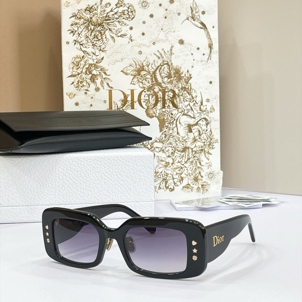 Dior Lucky Charms S1I Sunglasses product image 5, provided for visual reference and product detail review