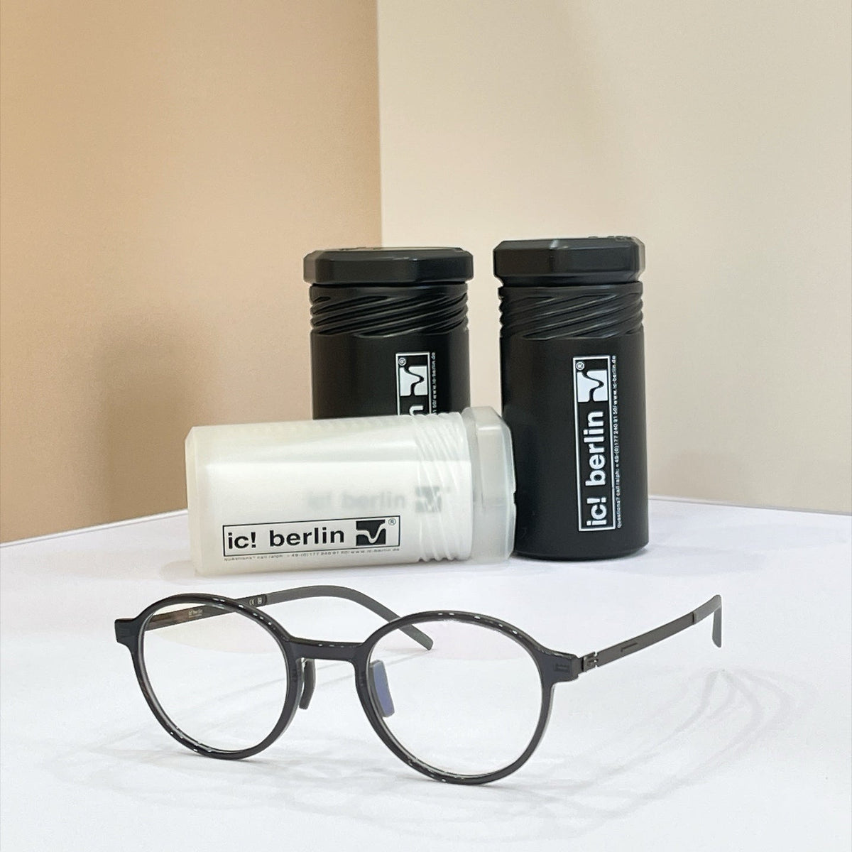 Berli Zhen Sunglasses product image 1, provided for visual reference and product detail review