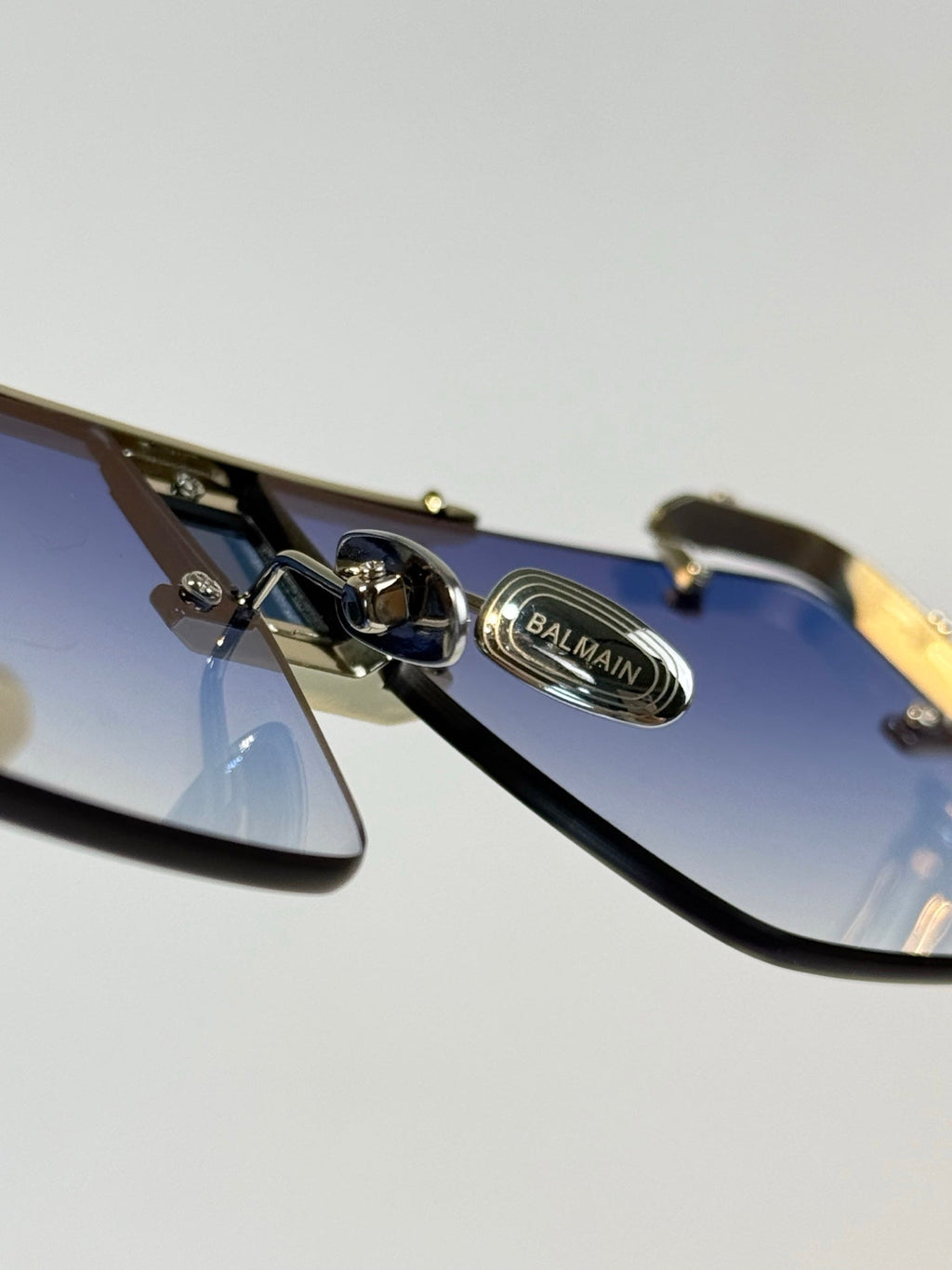 Balmain BPS-271-63//BLK-GLD Sunglasses product image 15, provided for visual reference and product detail review