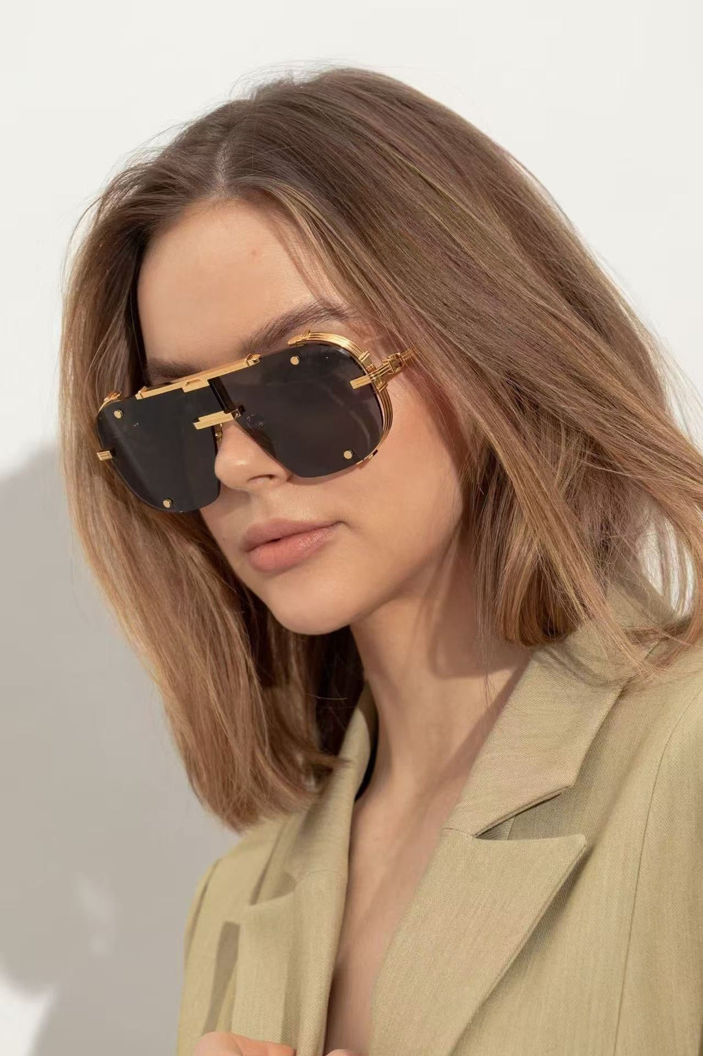 Balmain BPS-271-63//BLK-GLD Sunglasses product image 25, provided for visual reference and product detail review