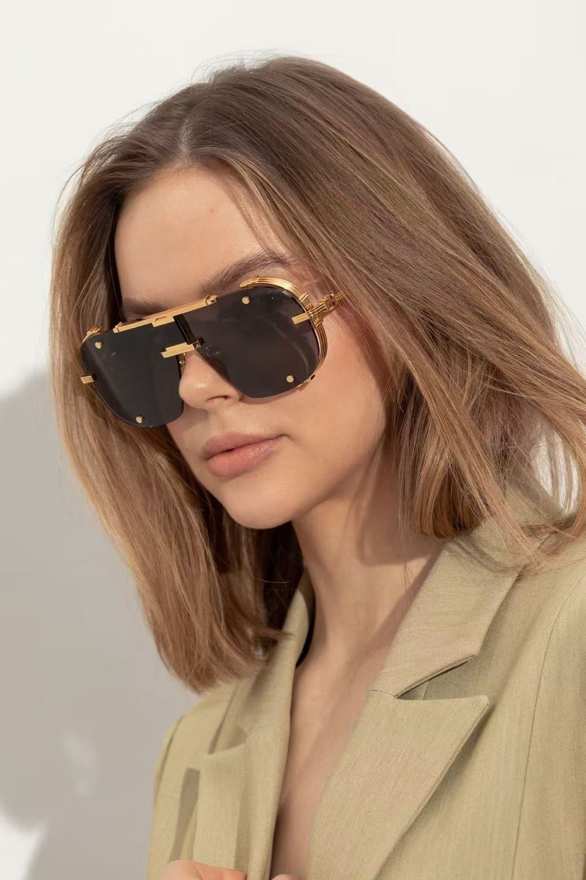 Balmain BPS-271-63//BLK-GLD Sunglasses product image 25, provided for visual reference and product detail review