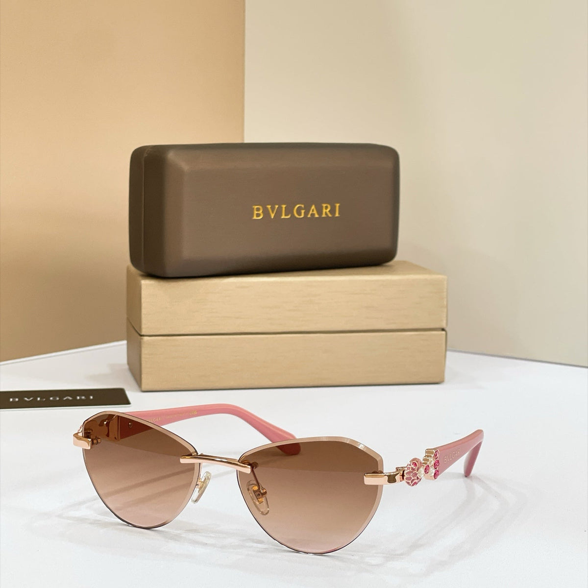 Bvlgari BV1808LU Sunglasses product image 6, provided for visual reference and product detail review