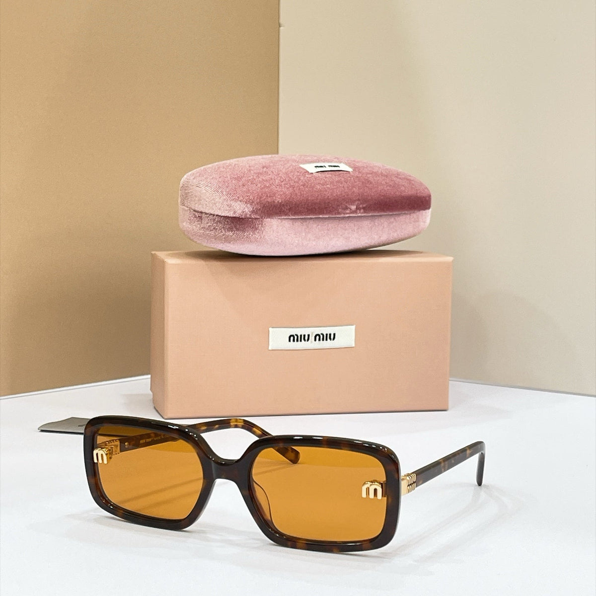 Miu Miu MU 155AV Sunglasses product image 2, provided for visual reference and product detail review
