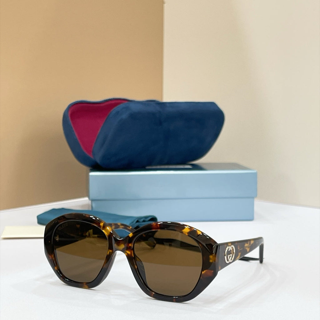 Gucci GG2200S Sunglasses product image 5, provided for visual reference and product detail review
