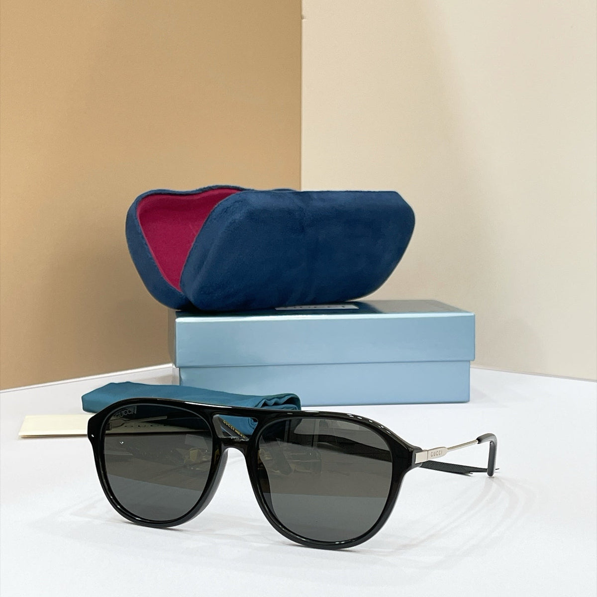 Gucci GG2254SK Sunglasses product image 5, provided for visual reference and product detail review