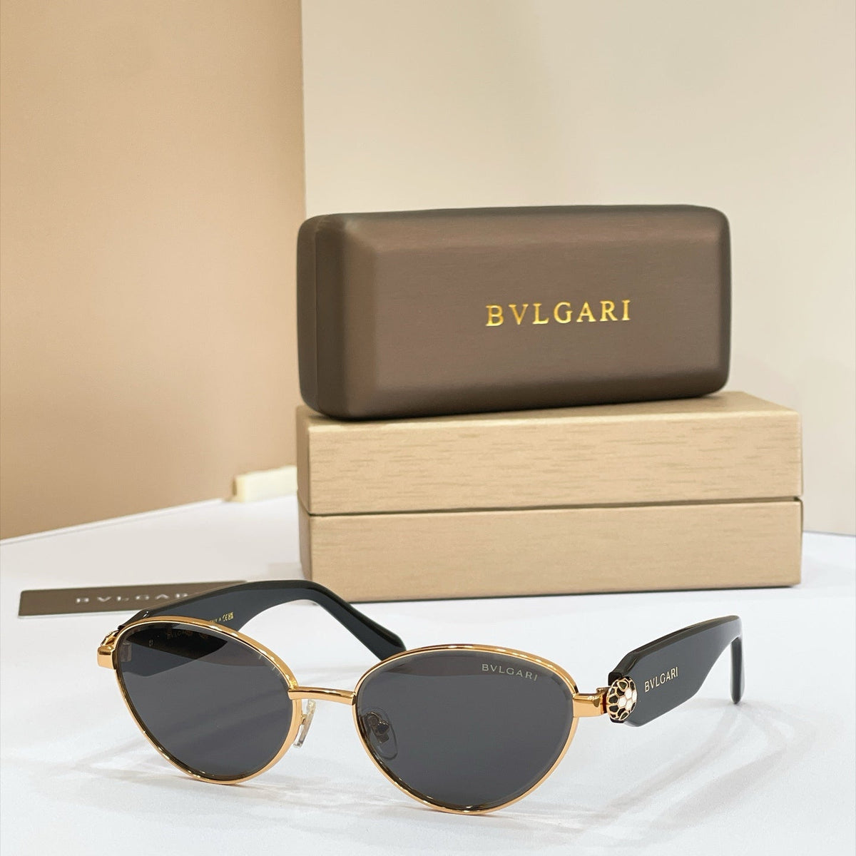 Bvlgari BV 9030B Sunglasses product image 4, provided for visual reference and product detail review