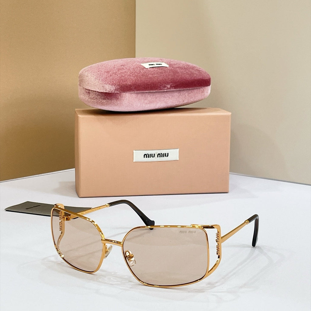 Miu Miu MU 147AV Sunglasses product image 2, provided for visual reference and product detail review