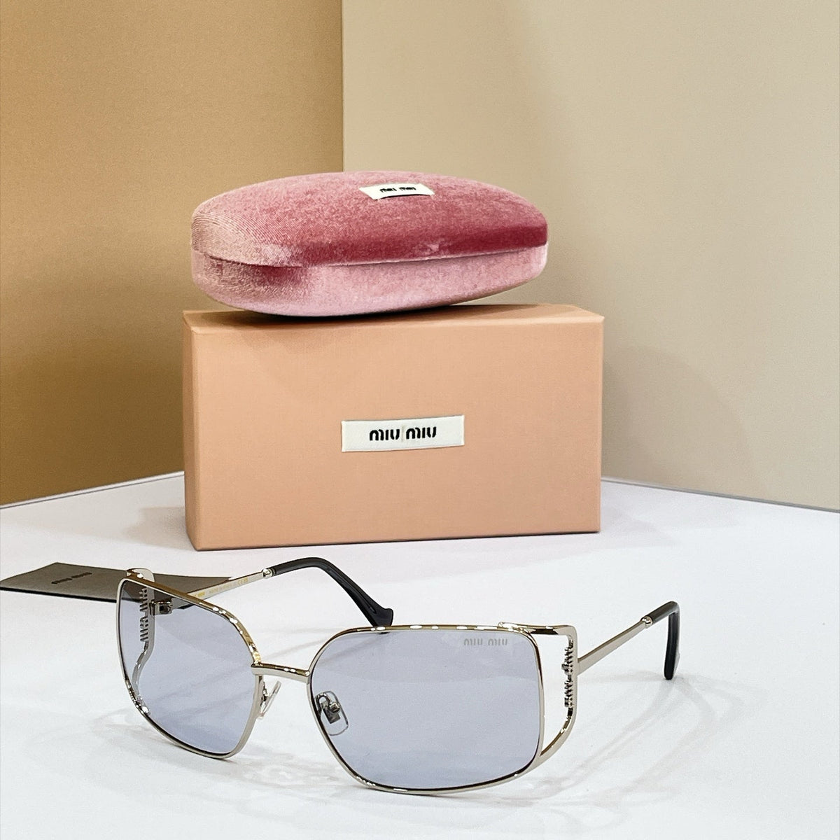Miu Miu MU 147AV Sunglasses product image 6, provided for visual reference and product detail review