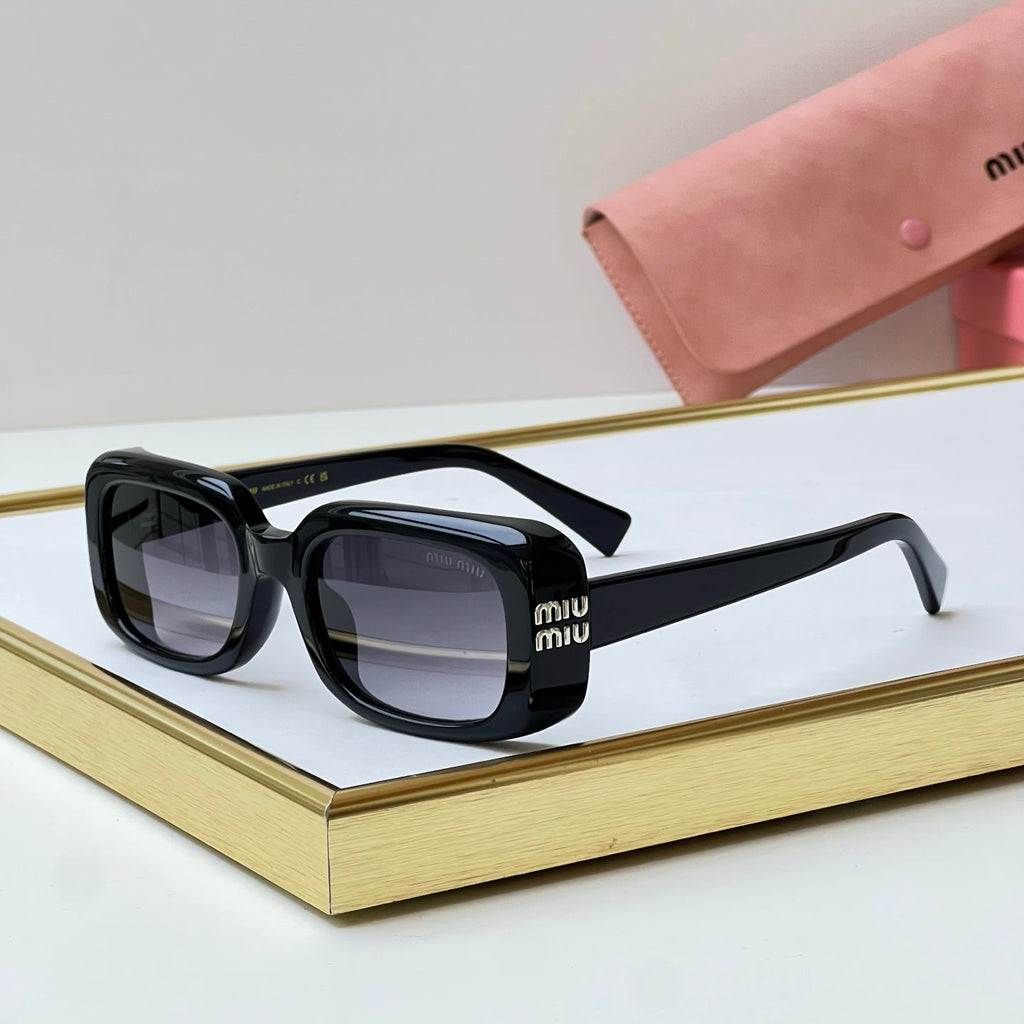 Miu Miu SMU B13-F Sunglasses product image 2, provided for visual reference and product detail review