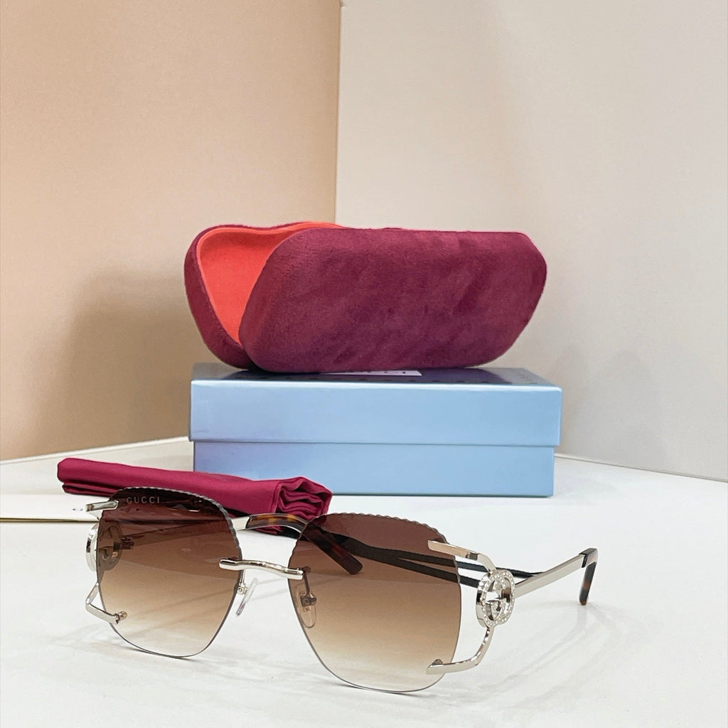 Gucci GG2328S Sunglasses product image 4, provided for visual reference and product detail review