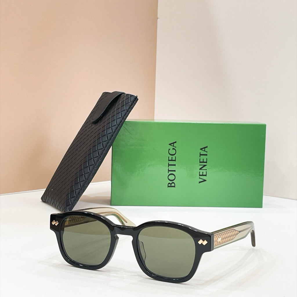 Bottega Veneta BV1445OA Sunglasses product image 3, provided for visual reference and product detail review