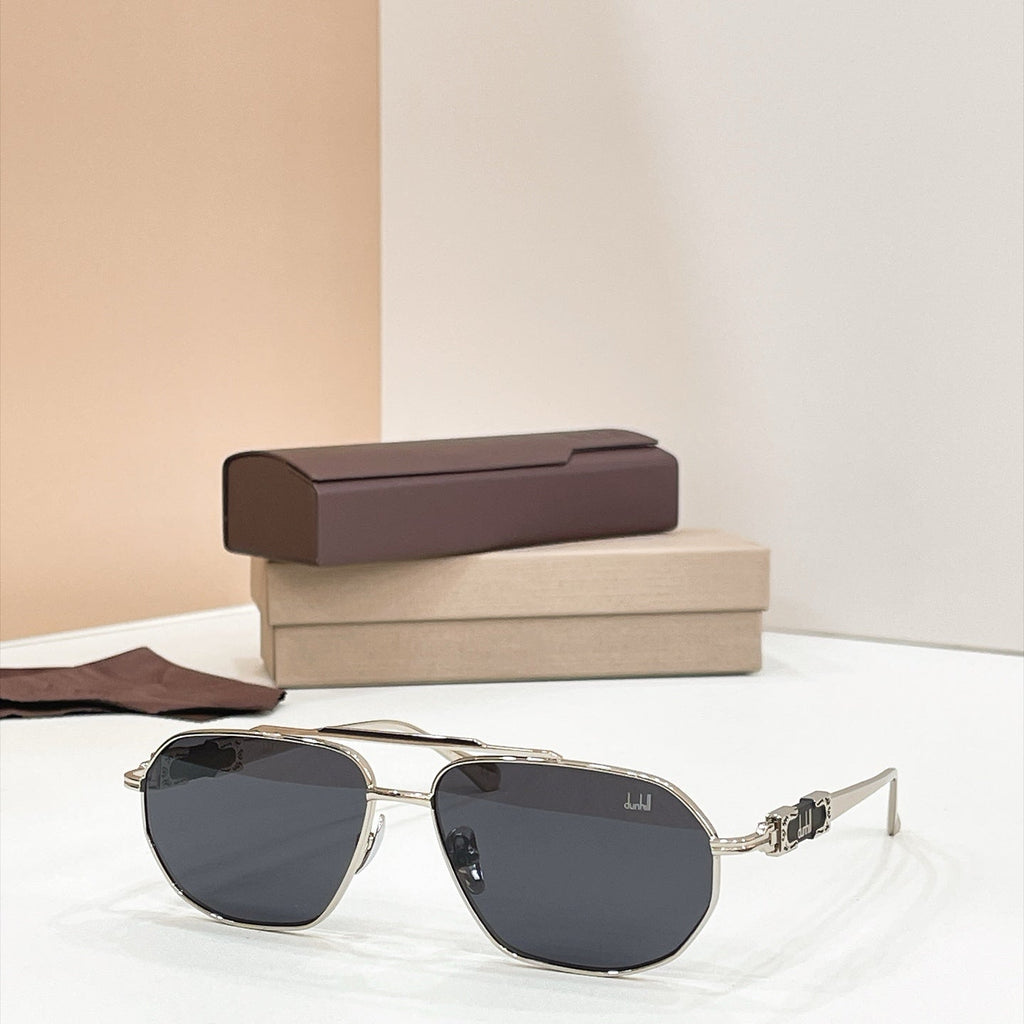 Dunhill DU02261 Sunglasses product image 4, provided for visual reference and product detail review