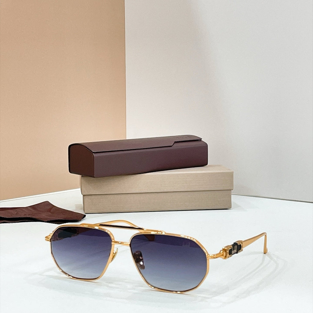 Dunhill DU02261 Sunglasses product image 6, provided for visual reference and product detail review